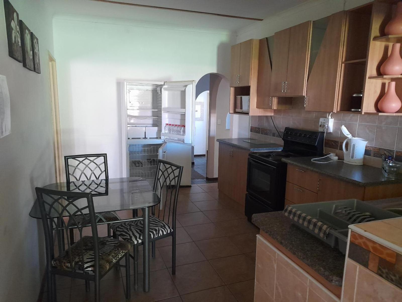 Eden Chalets Windhoek Zimmer foto